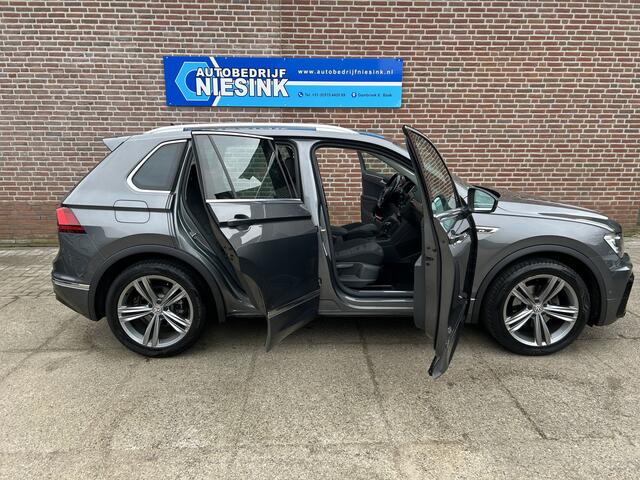 Volkswagen TIGUAN 1.4 TSI R-Line Automaat DSG/Pano/Carplay/ACC