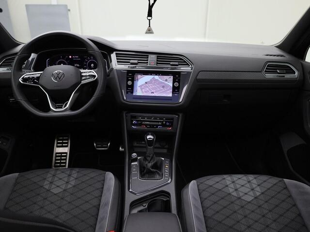 Volkswagen TIGUAN 1.4TSIeHybrid 180kW/245PK R-Line DSG · Panoramadak · Trekhaak · Apple/Android Car Play · Camera ·