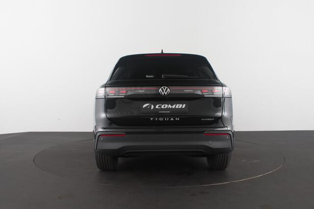Volkswagen TIGUAN 1.5 eHybrid Life Edition > (nieuw) Grenadilla Black/18inch/IQ/Design-pakket/Winterpakket Plus...