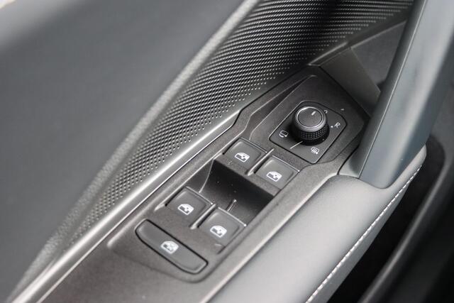 Volkswagen TIGUAN 1.5 eTSI Life Edition | IQ.Light | Trekhaak | Adaptive