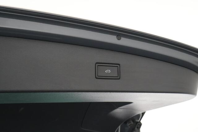 Volkswagen TIGUAN 1.5 TSI 150pk DSG Elegance Trekhaak 360Camera IQ.Light Headup Keyless Virtual Cockpit Navigatie