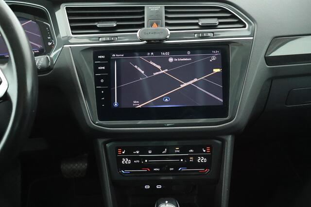 Volkswagen TIGUAN 1.5 TSI 150pk DSG Elegance Trekhaak 360Camera IQ.Light Headup Keyless Virtual Cockpit Navigatie