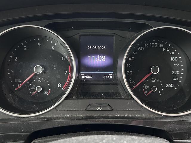 Volkswagen TIGUAN 1.4 TSI ACT Comfortline Business | TREKHAAK | NAVIGATIE | PARKEERSENSOREN VOOR-EN ACHTER | ZOMER-EN WINTERSET