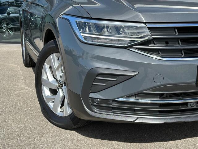 Volkswagen TIGUAN 1.5 TSI 150pk DSG Life | Trekhaak | Standkachel | Ergo stoel | Camera | Carplay | Rijklaar incl. garantie