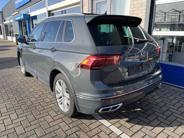 Volkswagen TIGUAN 1.4 TSI eHybrid R-Line / AUTOMAAT/ LEER/ PANO/ DCC/ APP-CONNECT/ PARK.SENSOR+360 CAMERA/ MEMORY SEAT/ STUUR+STOELVERWARM./ DODEHOEK/ HEAD-UP/ KEYLESS/ ELEK.KLEP/ NAVI/ DAB/ CLIMA/ LED/ 20'' LMV