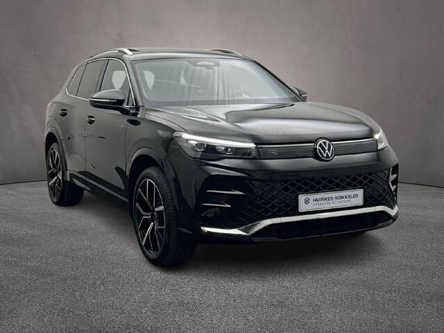 Volkswagen TIGUAN R-Line Edition 1.5 TSI eHybrid 204pk DSG Automaat Trekhaak, Panoramadak, Navigatie, Adaptive cruise control, Achteruitrijcamera, LED koplampen