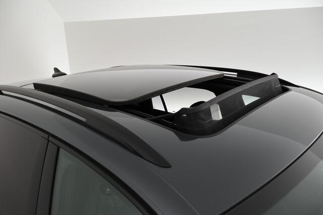 Volkswagen TIGUAN 1.5 272pk eHybrid R-Line Edition Black Style Trekhaak 360Camera Keyless Massage Virtual Cockpit Panoramadak Navigatie