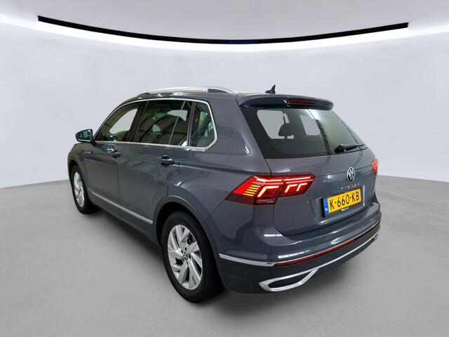 Volkswagen TIGUAN 1.5 TSI Elegance Executive DSG Automaat Winterpakket / Navigatie / Camera / IQ-LED / Digital Cockpit / App-connect