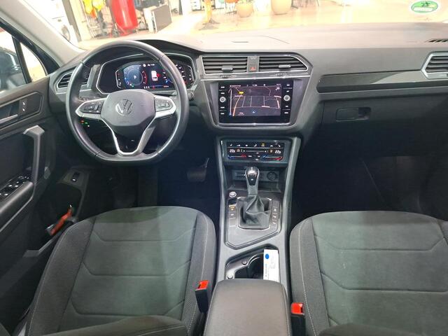 Volkswagen TIGUAN 1.5 TSI Elegance Executive DSG Automaat Winterpakket / Navigatie / Camera / IQ-LED / Digital Cockpit / App-connect