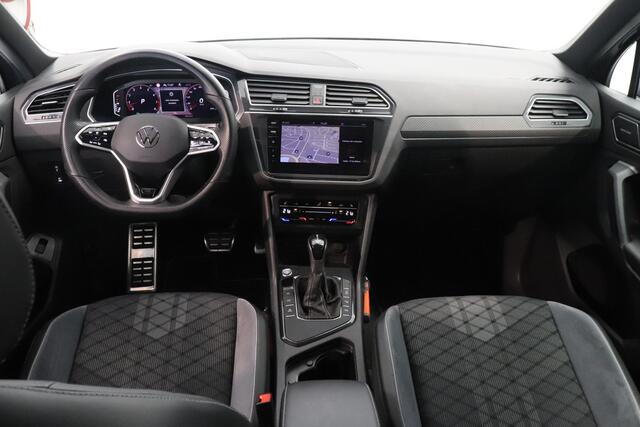 Volkswagen TIGUAN 1.5 TSI R-Line Business+ | Harman Kardon | MATRIX LED | Trekhaak | 20"Lichtmetaal |