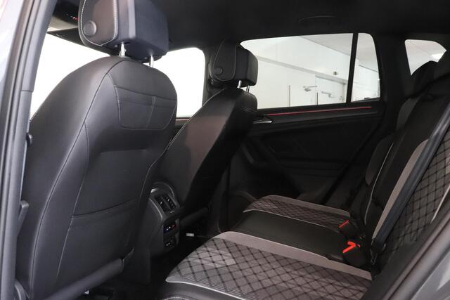 Volkswagen TIGUAN 1.5 TSI R-Line Business+ | Harman Kardon | MATRIX LED | Trekhaak | 20"Lichtmetaal |