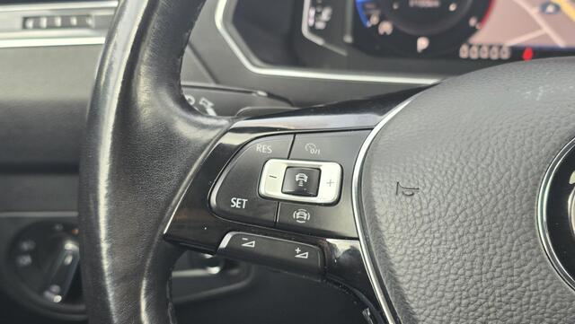 Volkswagen TIGUAN Allspace 1.5 TSI Comfortline Business 7p. | Automaat | Stuur & Stoelverwarming | Carplay | Trekhaak | 360° camera | HUD | ACC | LED