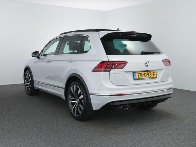 Volkswagen TIGUAN 1.5 TSI ACT Highline Business R-Line | Pano | Matrix | Carplay | 20inch | ACC |