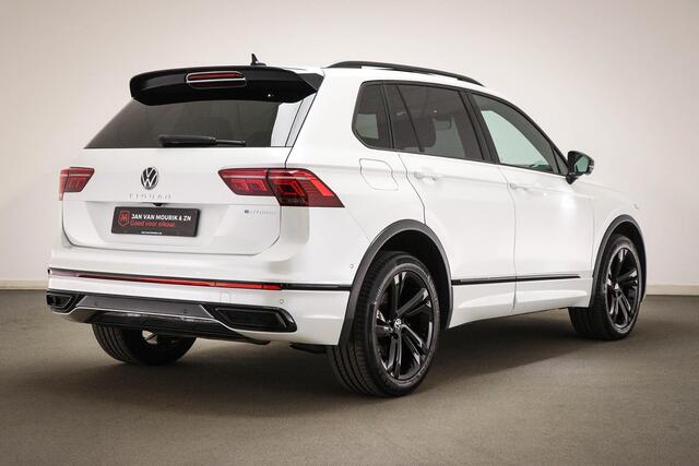 Volkswagen TIGUAN 1.4 TSI eHybrid R-Line Business+ | WINTER PACK | PANORAMADAK | ACHTERBANKVERWARMING | HEAD UP | TREKHKAAK