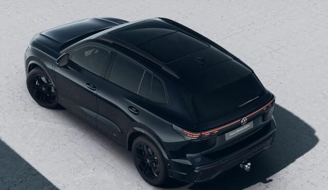 Volkswagen TIGUAN 1.5 eHybrid R-Line Edition / Fabrieksgarantie / Leer / Panoramadak / 20'' LMV / VW