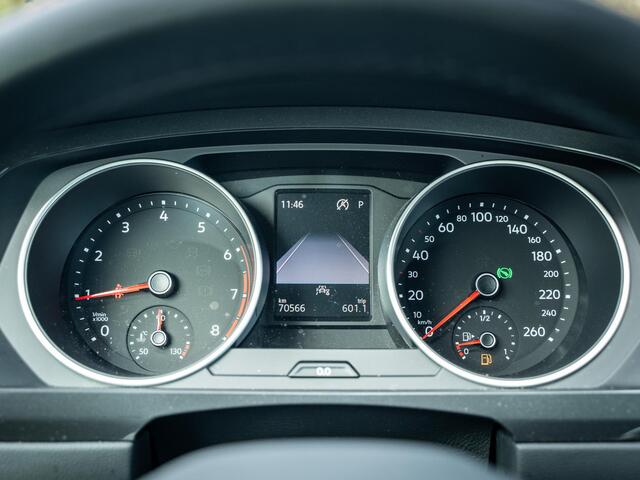 Volkswagen TIGUAN 1.5 TSI Elegance // winter pakket // PDC // ACC