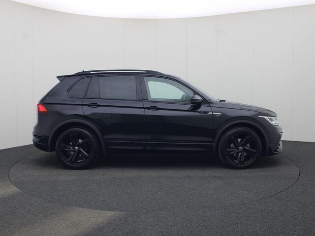 Volkswagen TIGUAN 1.5TSI/150PK DSG R-Line Black Style Navigatie · Apple Carplay/Android Auto · Camera + Parkeersensoren · Garantie t/m 17-02-2026 of 80000km.