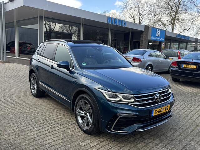 Volkswagen TIGUAN 1.4 TSI eHybrid R-Line Business+ Pano ACC Matrixled Keyless