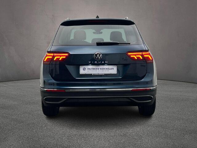 Volkswagen TIGUAN Life 1.5 TSI 150pk DSG Automaat Adaptive cruise control, LED matrix koplampen, Achteruitrijcamera, Stoelverwarming, Elektrische achterklep, App connect, Stuurwiel verwarmd