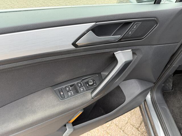 Volkswagen TIGUAN 1.4 TSI ACT Comfortline Business Carplay/Clima/Cruise/Trekhaak