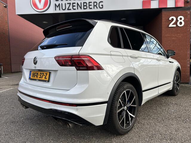 Volkswagen TIGUAN 2.0 TSI R 75 Edition 4Motion // AKRA // IQ LIGHT // PANO/SCHUIFKANTELDAK // ADAPTIVE CRUISE // HUD // HARMAN KARDON // 360 CAMERA // NAVI + CARPLAY // KEYLESS