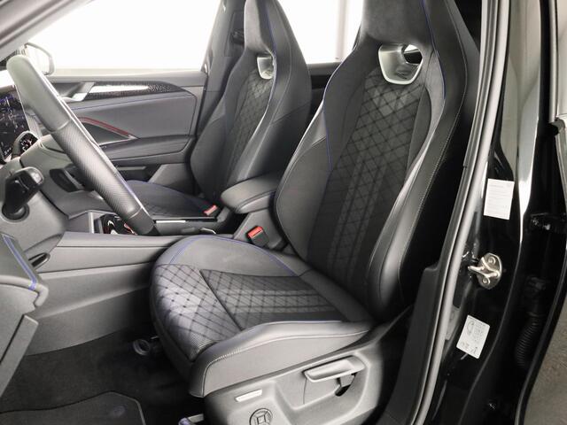 Volkswagen TIGUAN 1.5 eHybrid R-Line Edition | 272 PK |Automaat (DSG) | Verlengde garantie | Navigatie | Panoramadak | Parkeersensoren (Park assist) | Rondomzicht 360 grade camera | Stoelverwarming | R-Line |