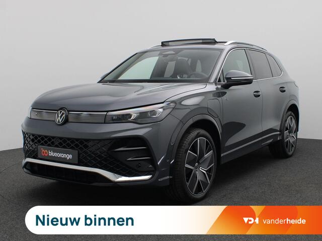 Volkswagen TIGUAN 1.5 eHybrid R-Line Edition 204PK DSG Pano-Schuifdak, Achteruitrijcamera, 20" LM Velgen, Keyless, Side Assist, Stoel-Stuurverwarming