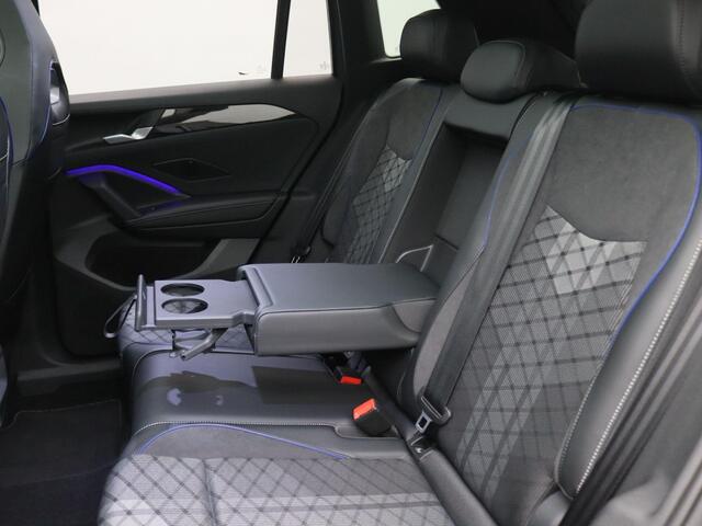 Volkswagen TIGUAN 1.5 eHybrid R-Line Edition 204PK DSG Pano-Schuifdak, Achteruitrijcamera, 20" LM Velgen, Keyless, Side Assist, Stoel-Stuurverwarming