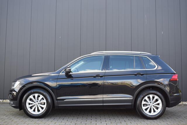 Volkswagen TIGUAN 1.4 TSi Comfortline Business ECC | Carplay | Full Map Navi | Trekhaak | Dealer Onderhouden!!