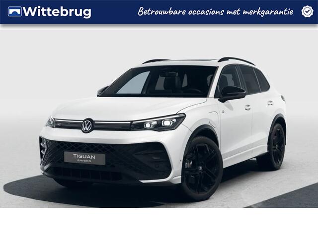 Volkswagen TIGUAN 1.5 eHybrid 272PK R-Line Business / Fabrieksgarantie tot 27-08 2028 / Trekhaak / Leer / Panoramadak / 20'' LMV / VW