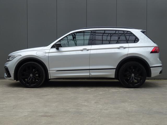 Volkswagen TIGUAN 1.4 TSI eHybrid R-Line Business * PANORAMAKDAK * 40 KM ACCU RANGE !!