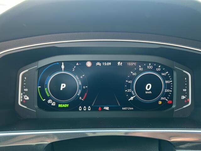Volkswagen TIGUAN 1.4 TSI HYBRID R-LINE TREKHAAK/ELEK-KLEP/360CAM/IQ/ACC/STOEL+STUURVERW