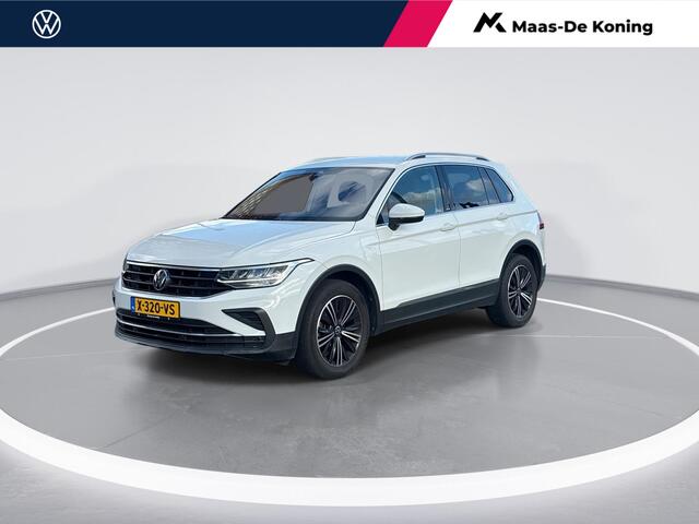 Volkswagen TIGUAN 1.5TSI/150PK Life Business DSG · Navigatie · Apple/Android Car Play · Trekhaak · Camera + Parkeersensoren · Stoelverwarming · 18'' velgen ·