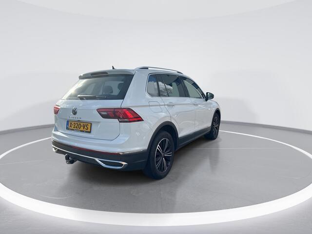 Volkswagen TIGUAN 1.5TSI/150PK Life Business DSG · Navigatie · Apple/Android Car Play · Trekhaak · Camera + Parkeersensoren · Stoelverwarming · 18'' velgen ·