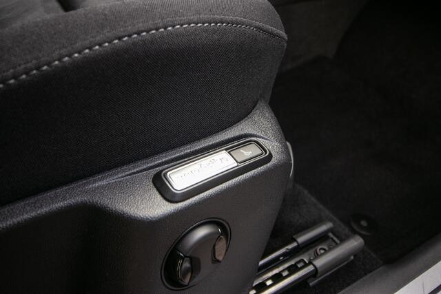 Volkswagen TIGUAN 1.5 TSI Elegance DSG-7 automaat - Trekhaak | Massagestoelen | Virtual Cockpit |