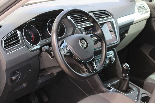 Volkswagen TIGUAN 1.5 TSI ACT Comfortline Business