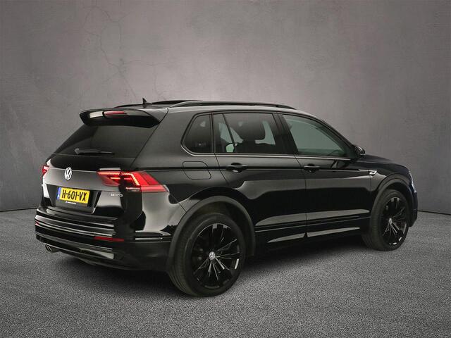 Volkswagen TIGUAN Highline 2.0 TSI 190pk 4-Motion DSG Automaat Panoramadak, Lederen bekleding, Black style, 360 camera, Adaptive cruise control, Head up display, DYN audio