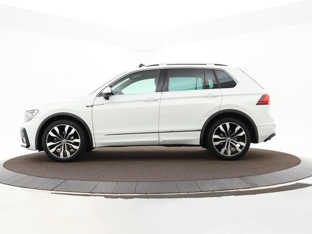 Volkswagen TIGUAN 1.5 TSI 150PK DSG Highline Business R-line · Panoramadak · Trekhaak · 20 inch Suzuka velgen · Stoelverwarming · Apple/Android Carplay ·