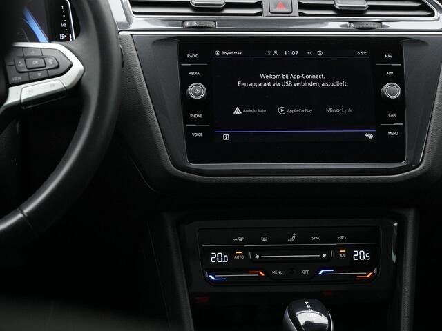Volkswagen TIGUAN 1.4 TSI eHybrid 245 pk Elegance | Panoramadak | IQ Light | Achteruitrijcamera | Navigatie | Side Assist | Adaptive Cruise