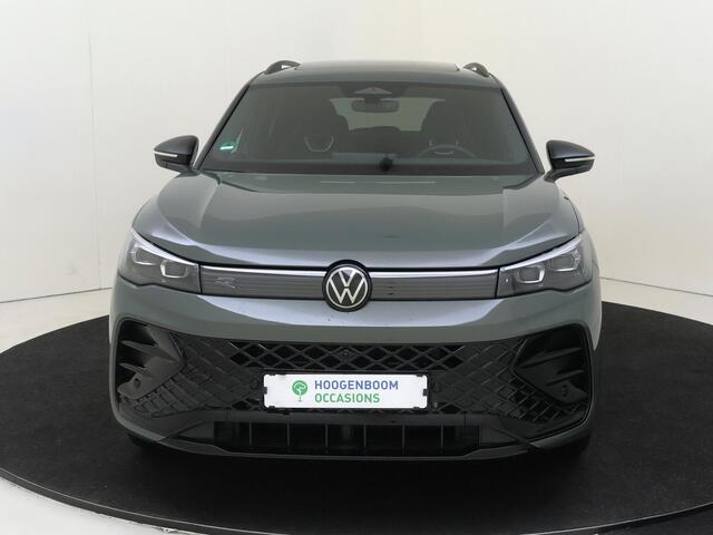 Volkswagen TIGUAN R-Line Edition - eHybrid | 'App-Connect' draadloze smartphone integratie | Automatische afstandsregeling (Adaptive Cruise Control) | Black Style Pakket
