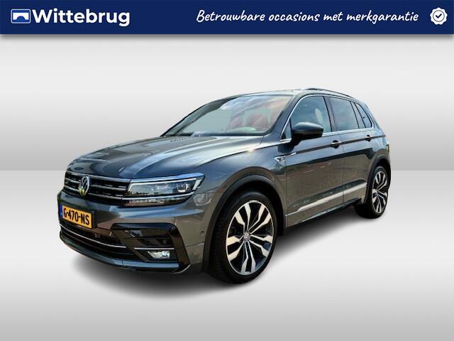 Volkswagen TIGUAN 1.5 TSI ACT Highline / R-line / Panodak/ Trekhaak wegklapbaar / Navi / Carplay