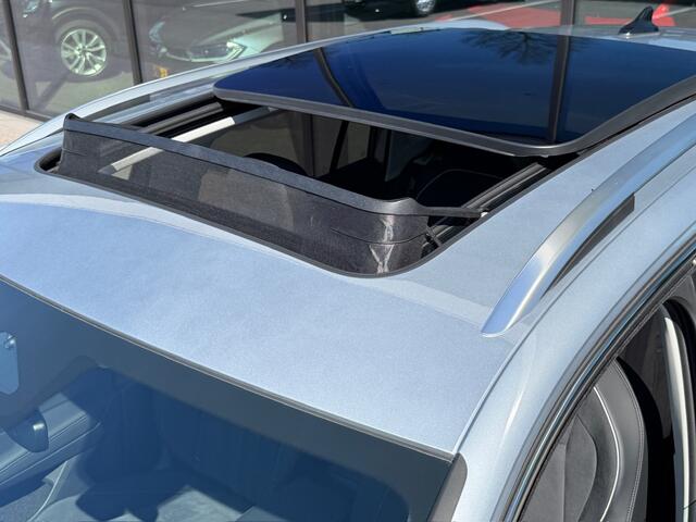 Volkswagen TIGUAN 1.5 eHybrid Elegance | Panoramadak | IQ light | Dode hoek | Trekhaak | 360 Camera | Rijklaar incl. garantie