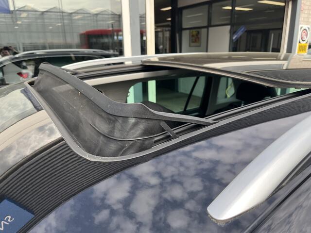 Volkswagen TIGUAN 1.4 TSI eHybrid Elegance / AUTOMAAT/ PANO/ ACC/ PARK.SENSOR./ CAMERA/ APP-CONNECT/ KEYLESS/ ELEK.ACHTERKLEP/ DIGITAL DASH/ NAVI/ DAB/ CLIMA/ LED/ 18'' LMV