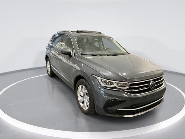 Volkswagen TIGUAN 1.4 TSI 245pk DSG eHybrid Elegance · Panoramadak · Camera · Apple/Android Car Play · P-Sensoren · Dodehoek Detectie · Elek. Achterklep · 18'' Inch ·