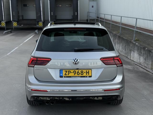 Volkswagen TIGUAN 1.4 TSI ACT Highline Business R | Pano | Trekhaak