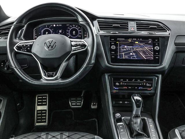 Volkswagen TIGUAN 1.4 TSI 245pk DSG eHybrid R-Line Business+ · Camera · Matrix LED · Dodehoeksensor · Parkeer Assistent · Keyless · Apple/Android Car Play ·