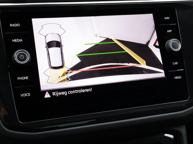 Volkswagen TIGUAN 1.4 TSI 245pk DSG eHybrid R-Line Business+ · Camera · Matrix LED · Dodehoeksensor · Parkeer Assistent · Keyless · Apple/Android Car Play ·