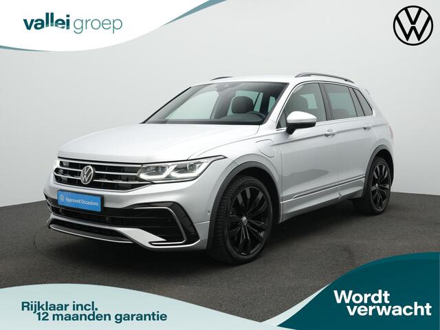 Volkswagen TIGUAN 1.4 TSI 245 pk DSG eHybrid R-Line Business+ | Trekhaak | Stuur-/achterbankverwarming | Achteruitrijcamera | Adaptive Cruise | Navigatie