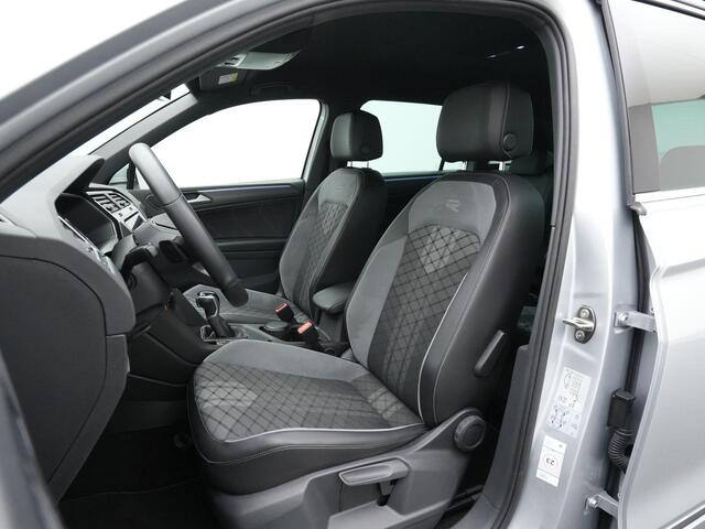 Volkswagen TIGUAN 1.4 TSI 245 pk DSG eHybrid R-Line Business+ | Trekhaak | Stuur-/achterbankverwarming | Achteruitrijcamera | Adaptive Cruise | Navigatie