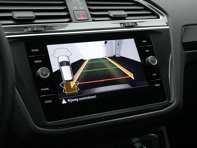 Volkswagen TIGUAN 1.5 TSI 150 pk DSG Elegance | Panoramadak | Head-up display | Stuur-/stoelverwarming | Adaptive Cruise